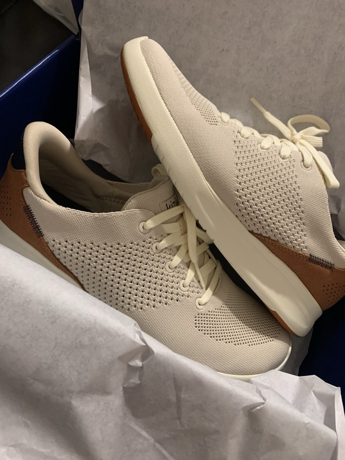 Kizik Lima Casual Shoe Size Men’s 10 Women’s 11.5 Brand New