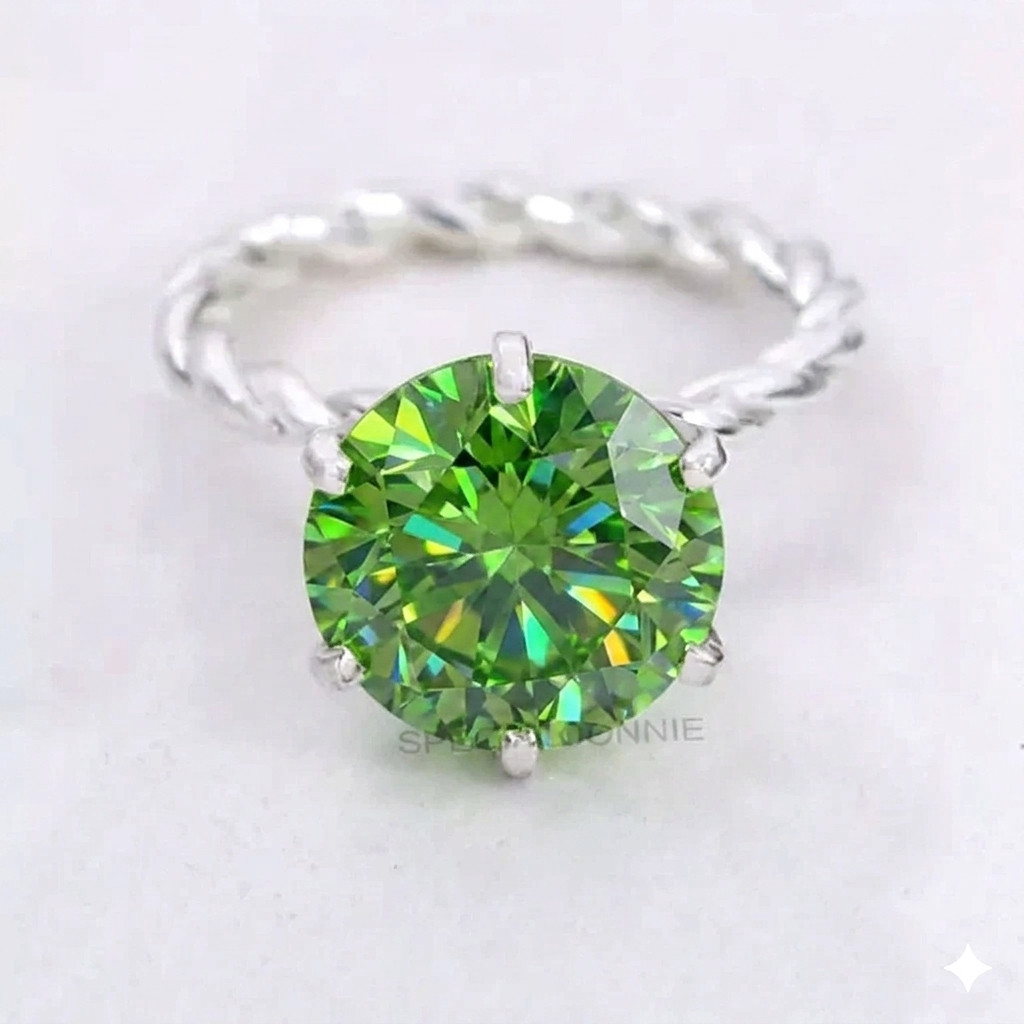 6.00 Ct Certified Leaf Green Diamond Ring, Free Diamond Studs