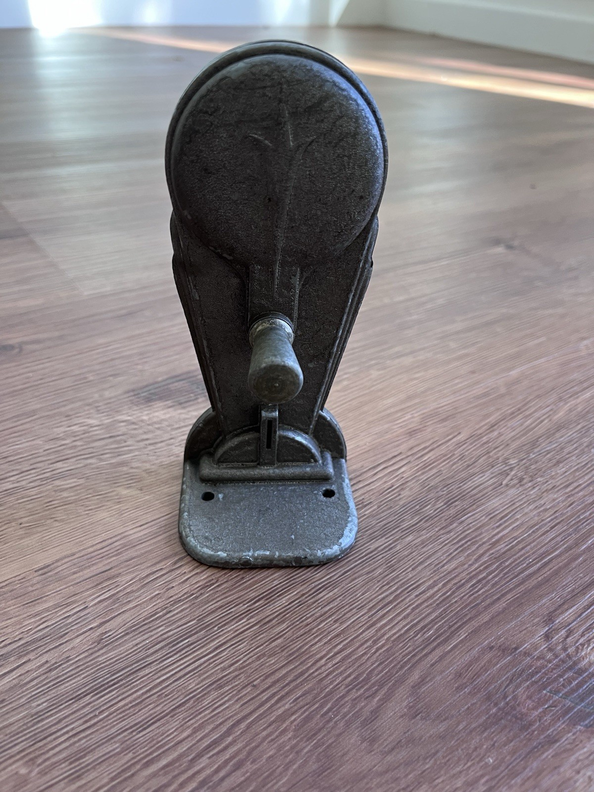 Vintage Mechanical Wizard Chicago Pencil Sharpener BASE ONLY 1900-1920 Cast-Iron
