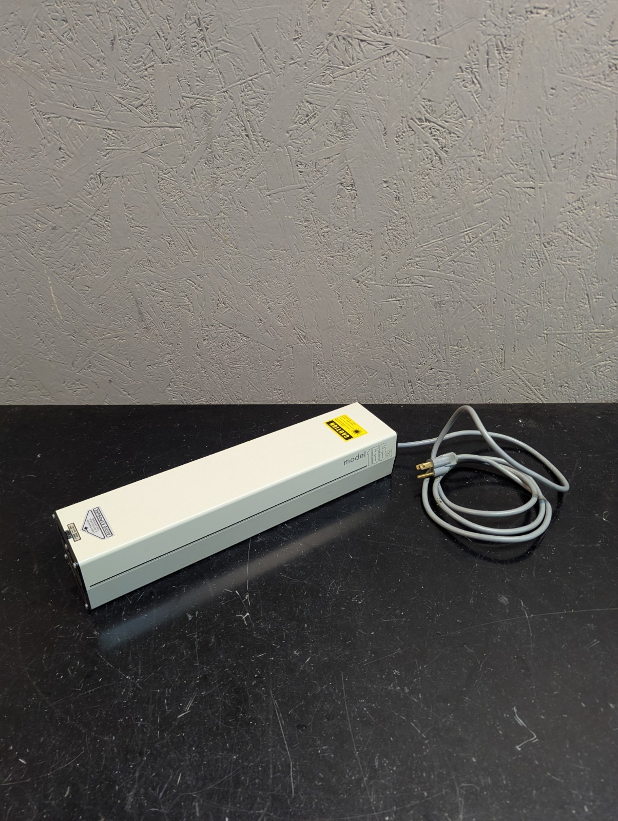 Uniphase 155SL 155SL-1622 Portable Laboratory Red Laser
