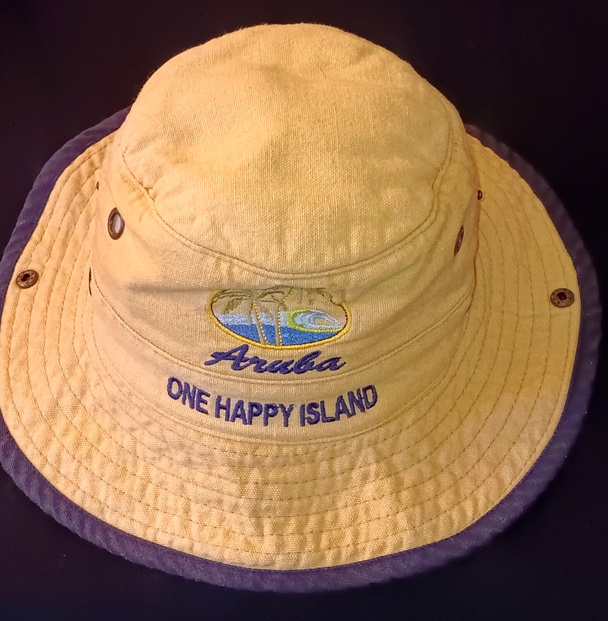 Aruba Bucket Hat~ One Happy Island w/ Chin Strap~ Adult Sz M/L~ pre-owned~ EUC!