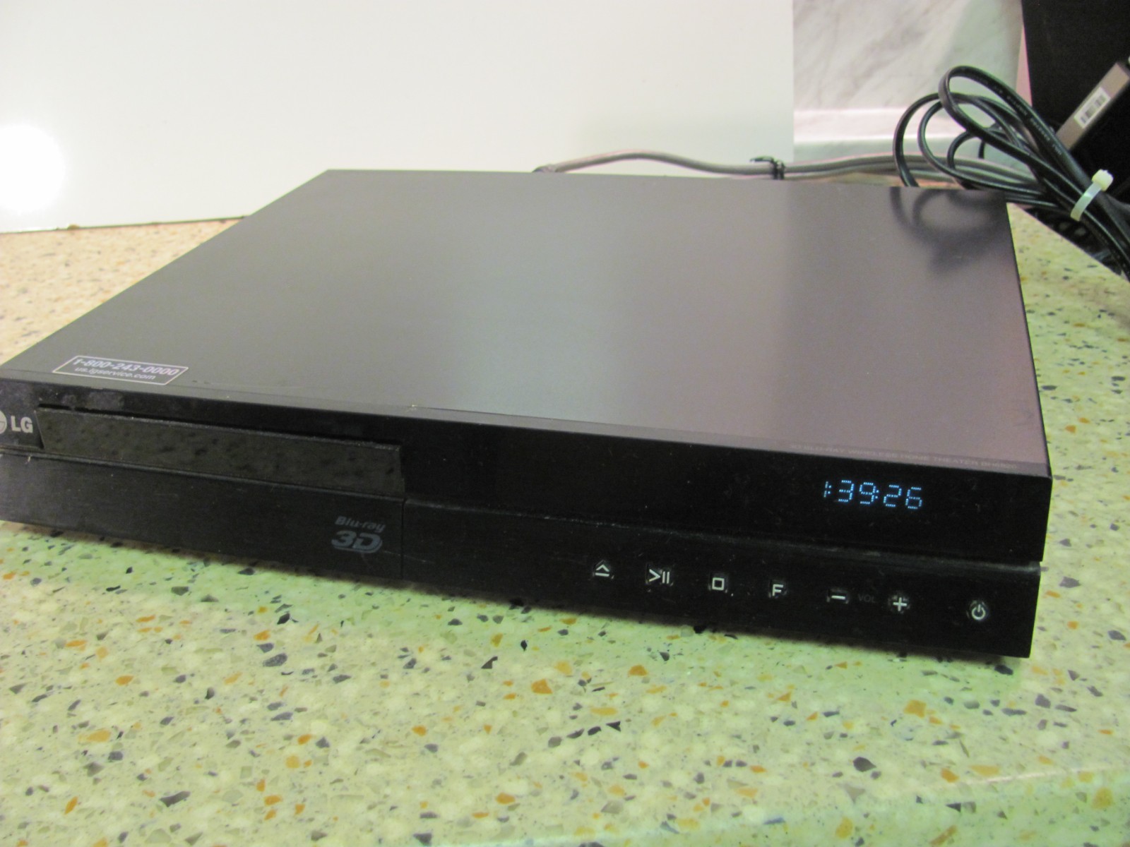 LG Blu-ray 3D Home Theater System Model BH6820SW