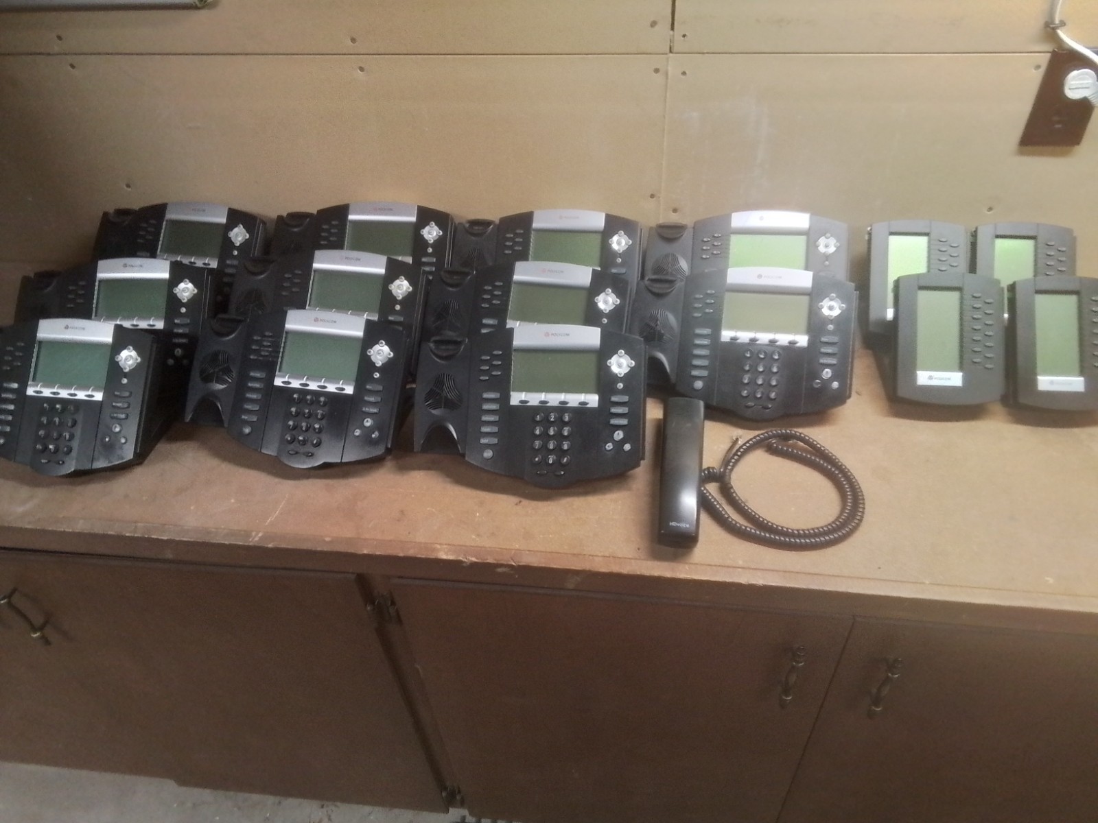Polycom IP6250 Desk Phone IPBEM
