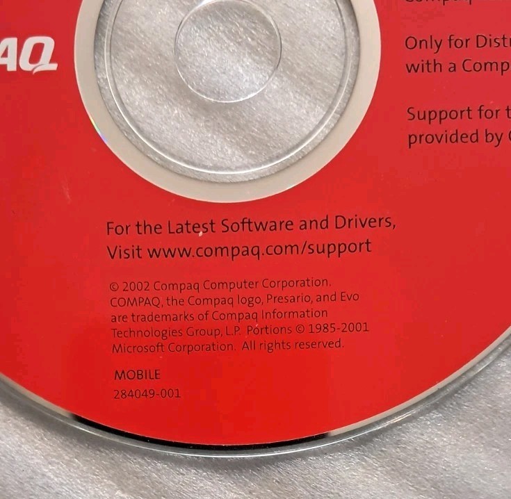 Compaq Operating System CD & QuickRestore CD Microsoft Windows XP Home 2002