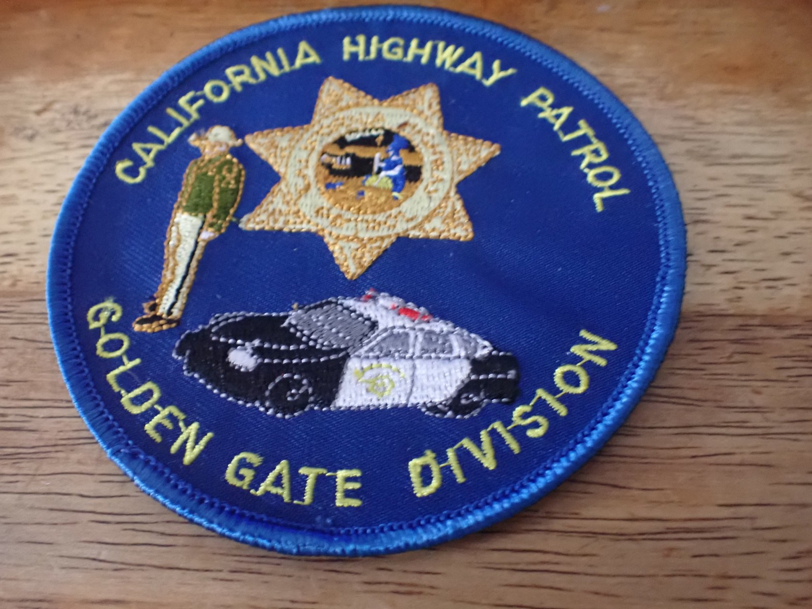 CALIFORNIA HIGHWAY PATROL GOLDEN GATE DIVISION  VINTAGE  OBSOLETE SHOULDER PATCH