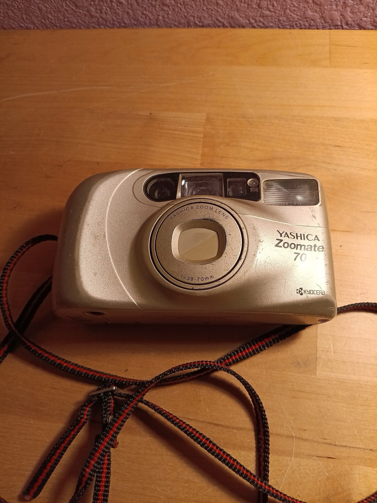 Yashica Zoomate 70 Point & Shoot   Zoom Lens Compact Camera Tested Working