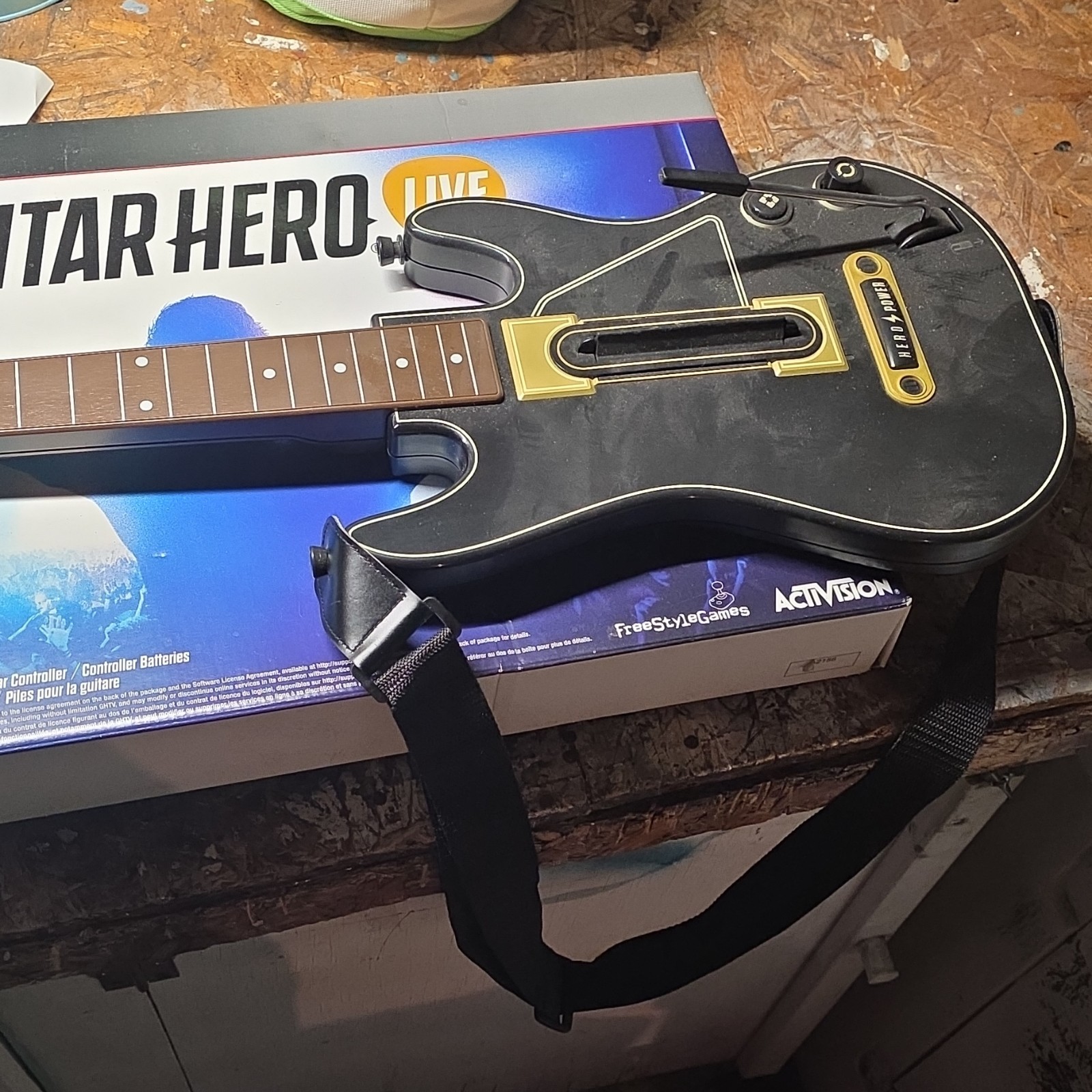 Activision FreeStyleGames Guitar Hero Live PS3 Wireless Guitar Controller Bundle