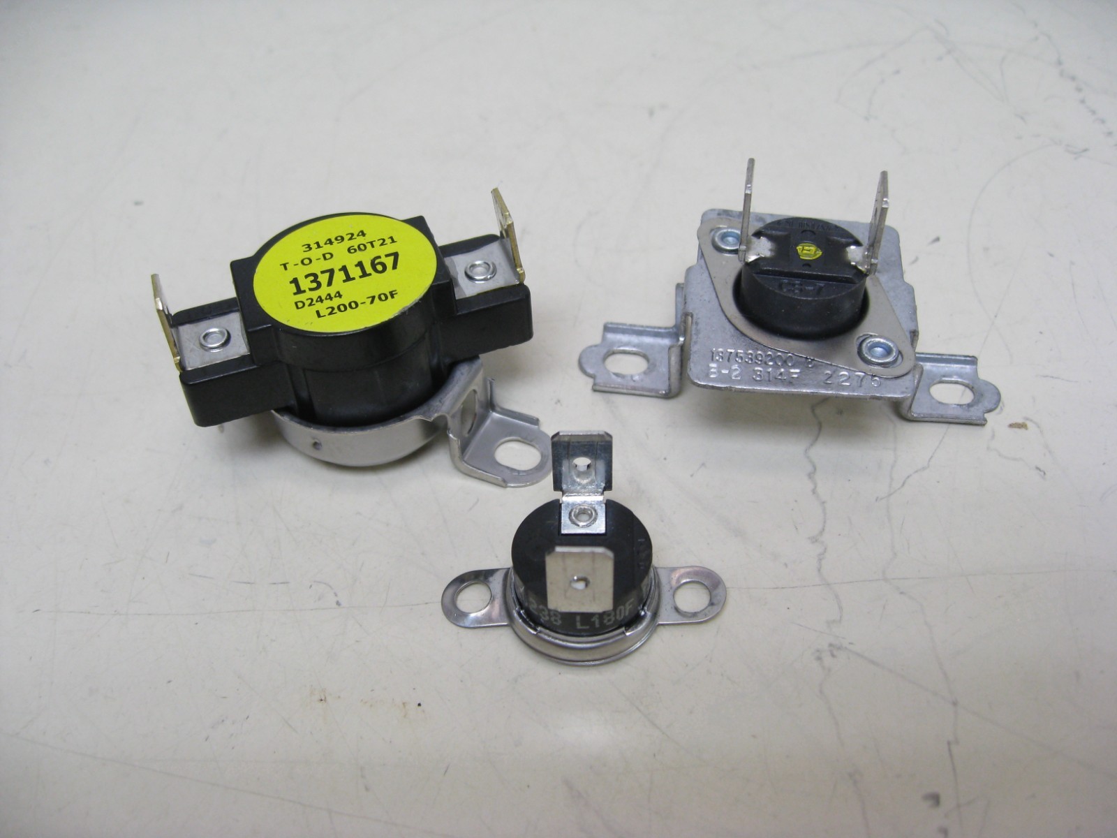 Electrolux Dryer Thermostat Set 137116700 137539200 134711401  New Open Box