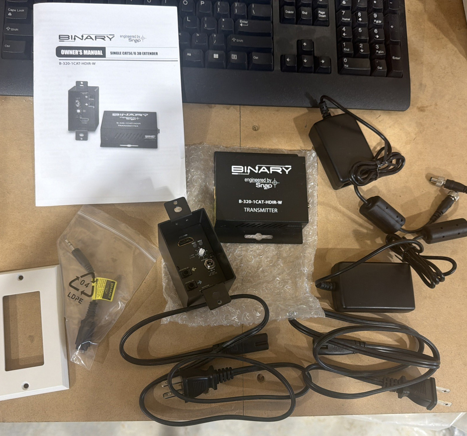 Binary HDMI Extender B-320-1CAT-HDIR Transmitter and Receiver Brand New Open Box
