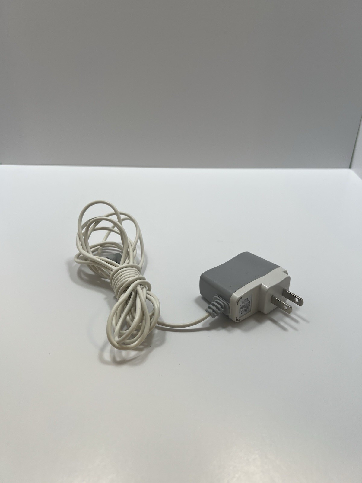 Nyko AC DC Adapter Power Supply 5V 500mA SCP0500500P ( Nyko controller charger)