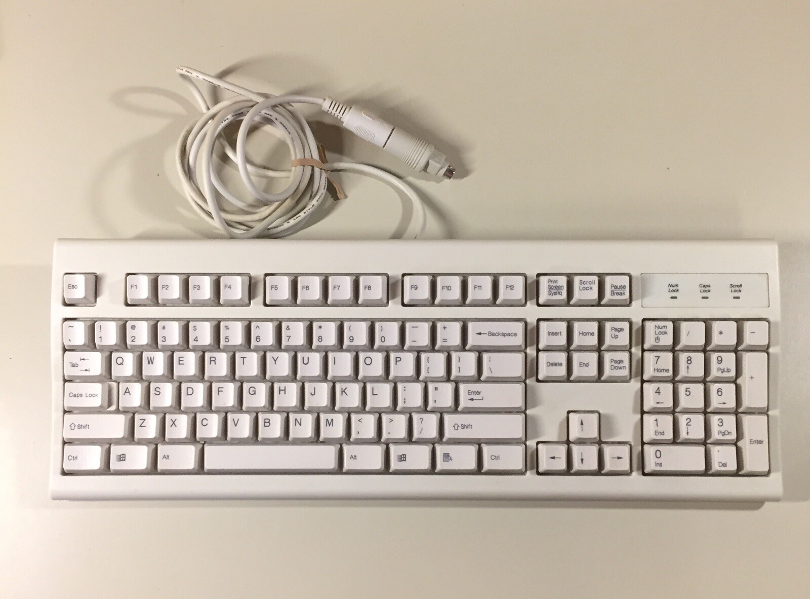 Vintage KBD-203 Keyboard