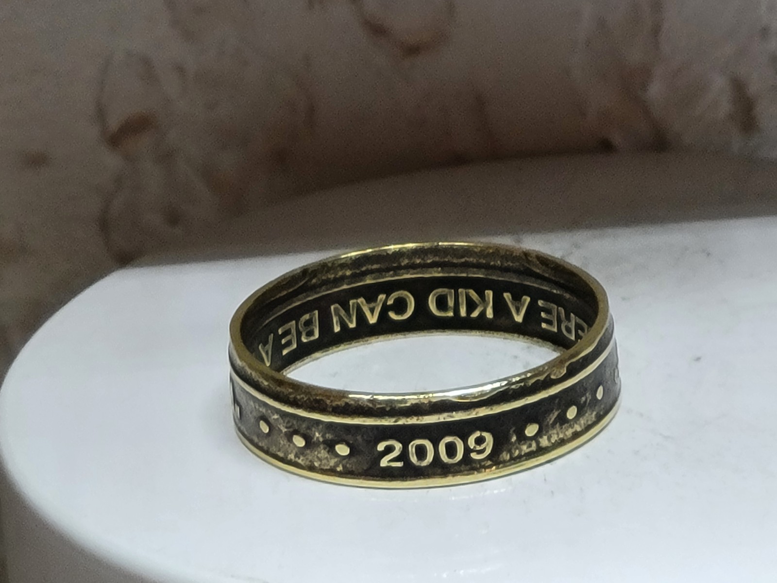 CHUCK e CHEESE - 2009 - Size 12 Token Coin Ring
