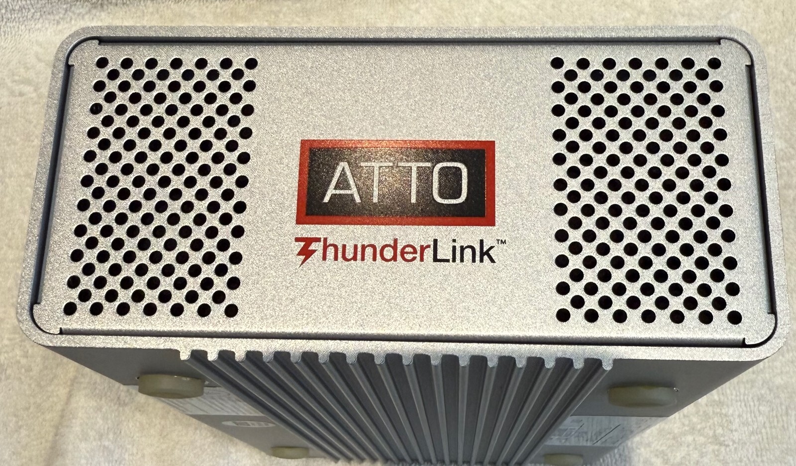 ATTO ThunderLink™ Thunderbolt 2 to dual 10GBASE-T RJ45 Ethernet TLNT-2102-D00