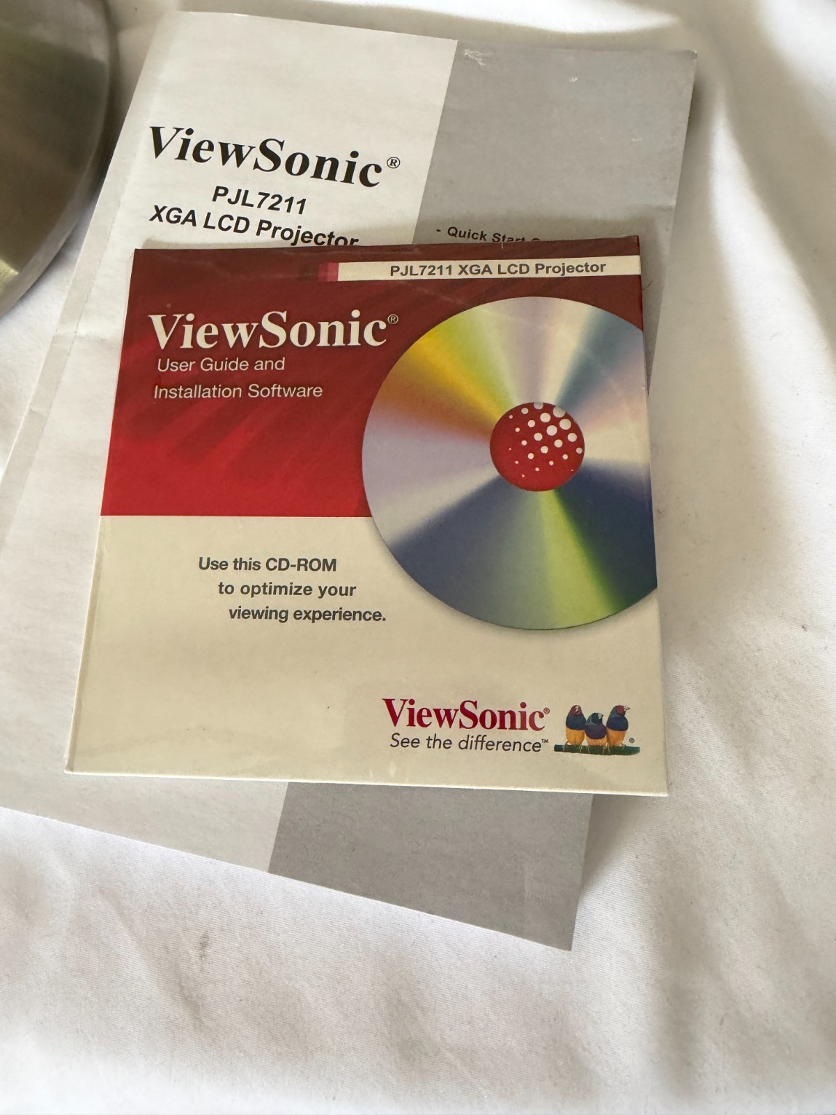 ViewSonic PJL7211 XGA LCD Projector TESTED WORKING