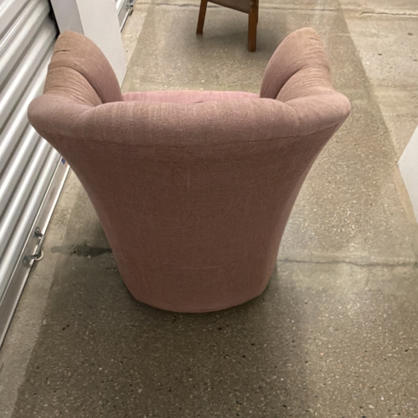 Mechcraft Modern Inc. Pink Upholstered Accent Chair Wood Frame Polyester Fabric