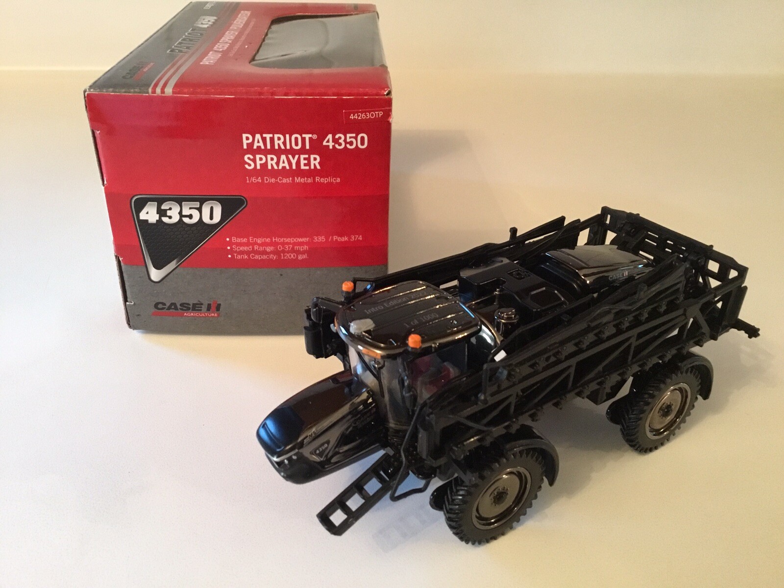 1/64 Case IH Patriot 4350 Sprayer - Black Chrome Intro Edition 2022