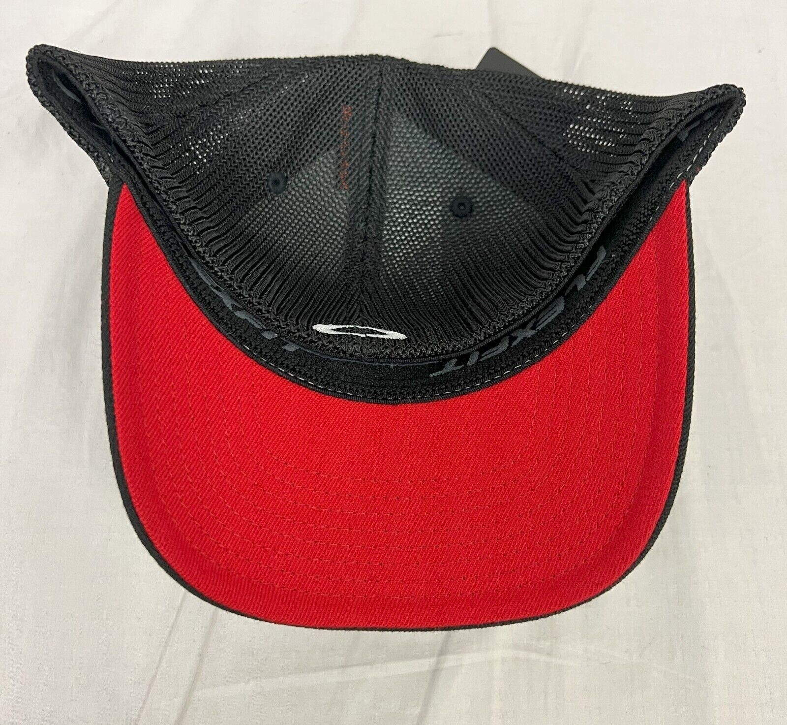 Oakley Indy Passport Trucker Stretch Hat Flexfit Cap Black/Texas Large/XLarge