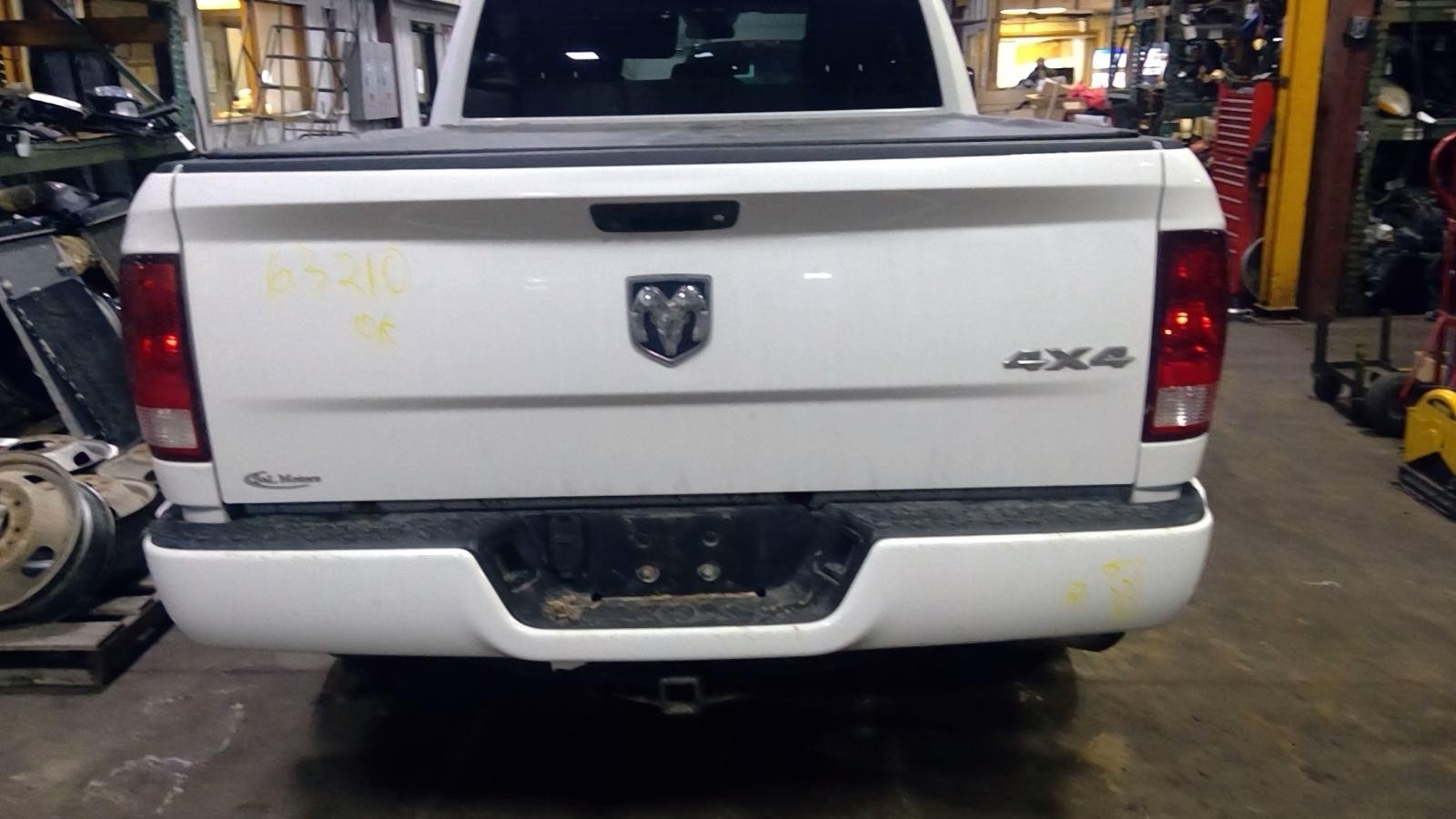 Used Floor Jack fits: 2018 Ram Dodge 1500 pickup Grade A