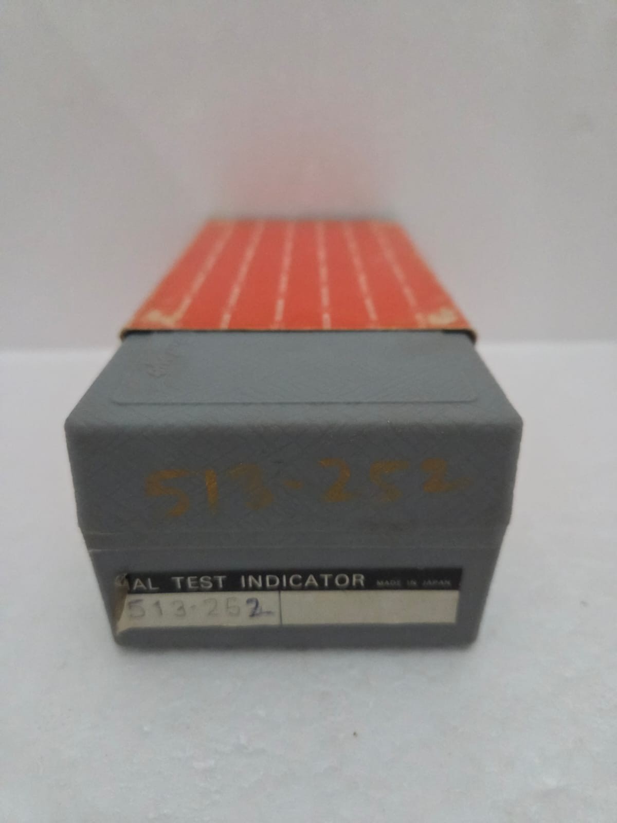 Mitutoyo Dial Test Indicator 513-252 / NEW