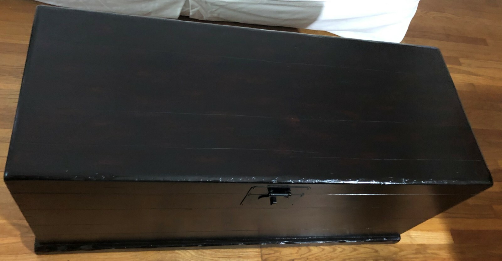 RARE! POTTERY BARN SOLID WOOD STEAMER COFFEE TABLE "EMMETT" TRUNK CHEST STORAGE