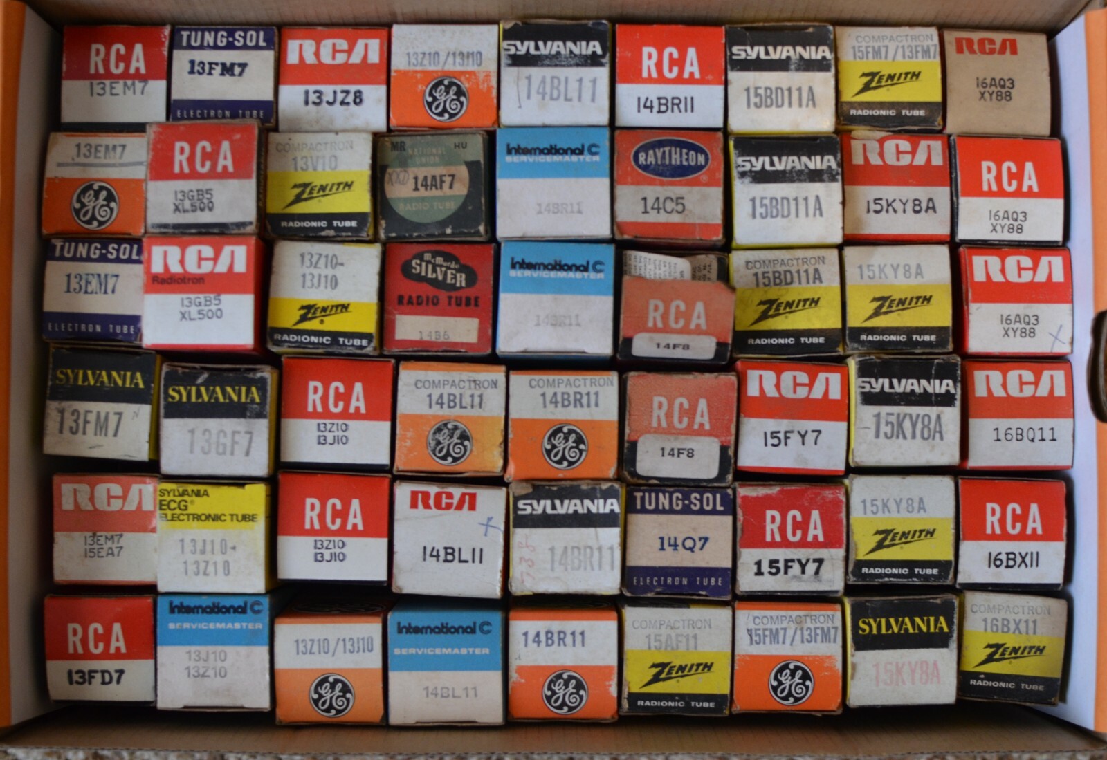 NOS (New) Vacuum Tubes - Radio, TV, AMP Valves, 13DE7 through 14S4