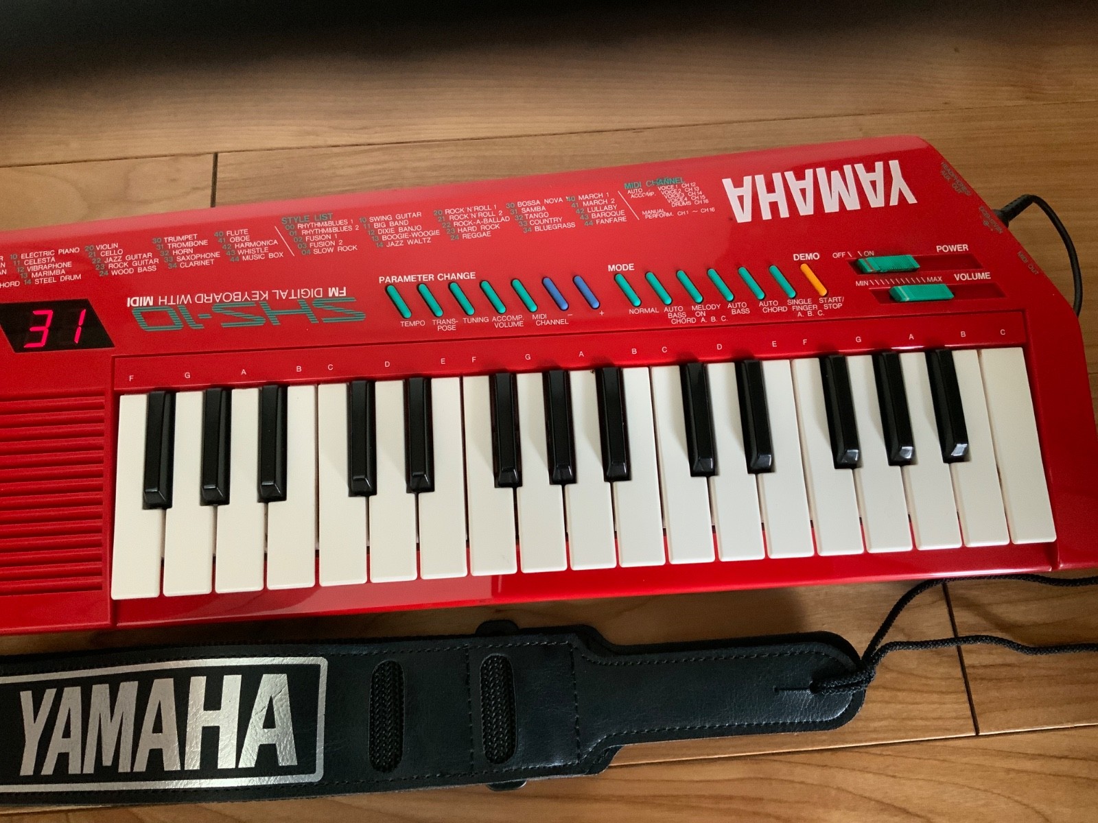 Yamaha SHS-10 RED Digital Synthesizer Keyboard Midi Keytar Working Adapter JP
