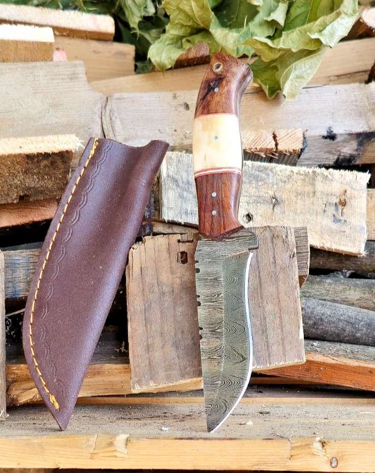 10” Damascus steel Hunting Fixed Blade Hunting Knife Camel Bone Wood Handle