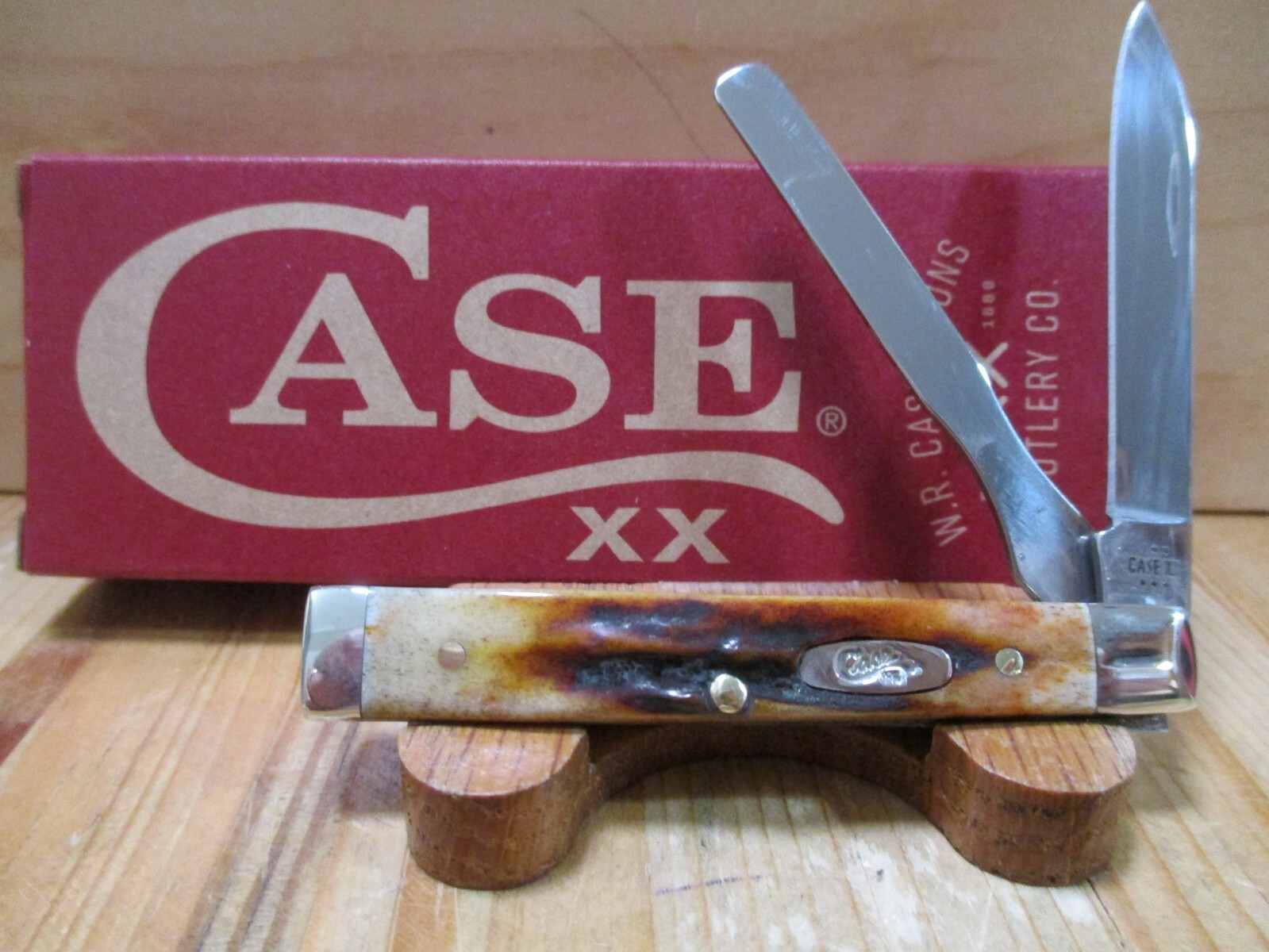 NIB Case USA XX Red Stag Baby Doc R5282SP Pocketknife - 09573