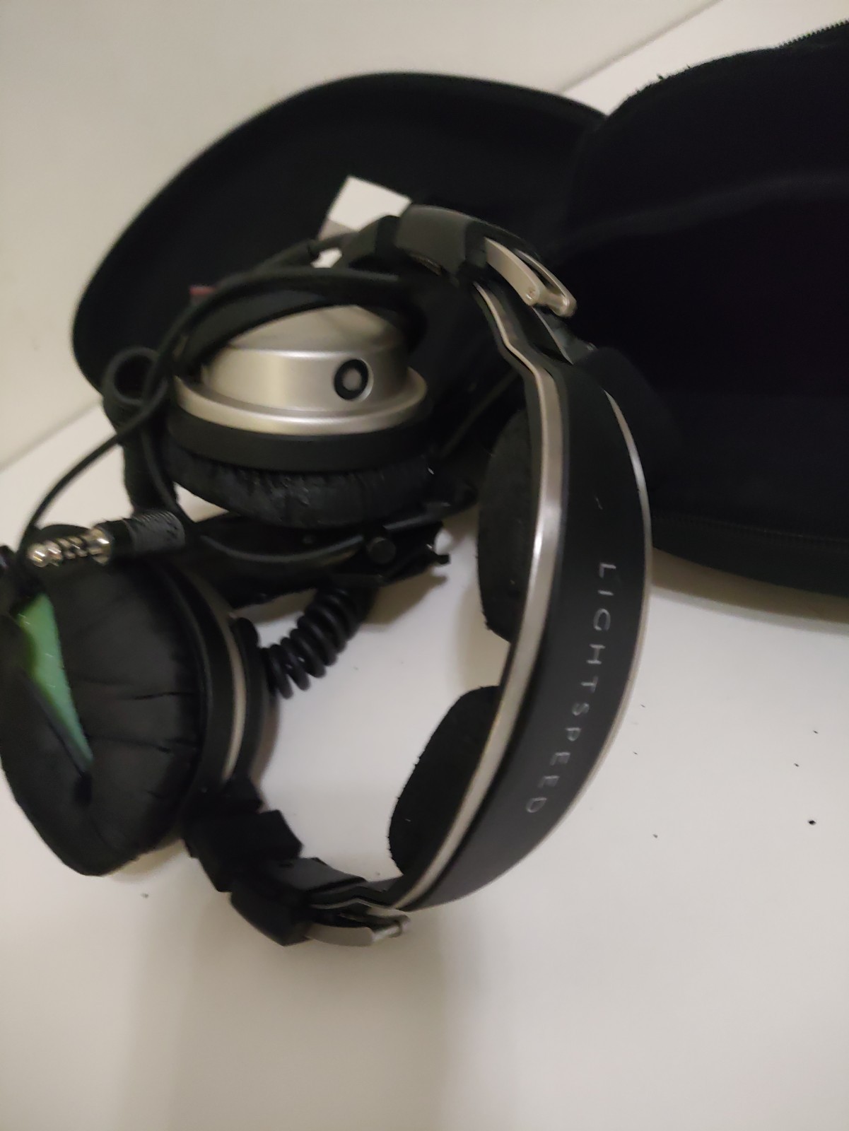 Lightspeed Zulu Bluetooth ANR Aviation Headset Good Condition**READ