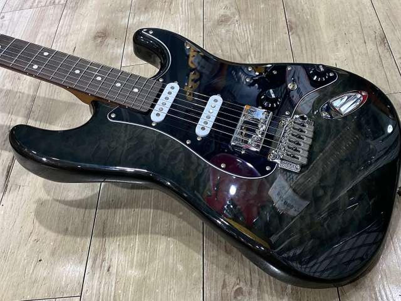 HISTORY HST/SSH-PERP/QM 30TH Stratocaster-type Electric Guitar