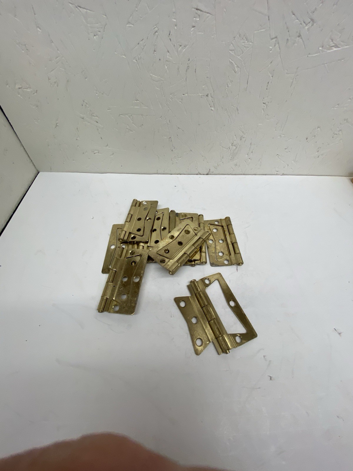 EVERBILT NONMORTISE HINGES - 3 1/2 BRIGHT BRASS FINISH - LOOS STOCK - FREE SHIP