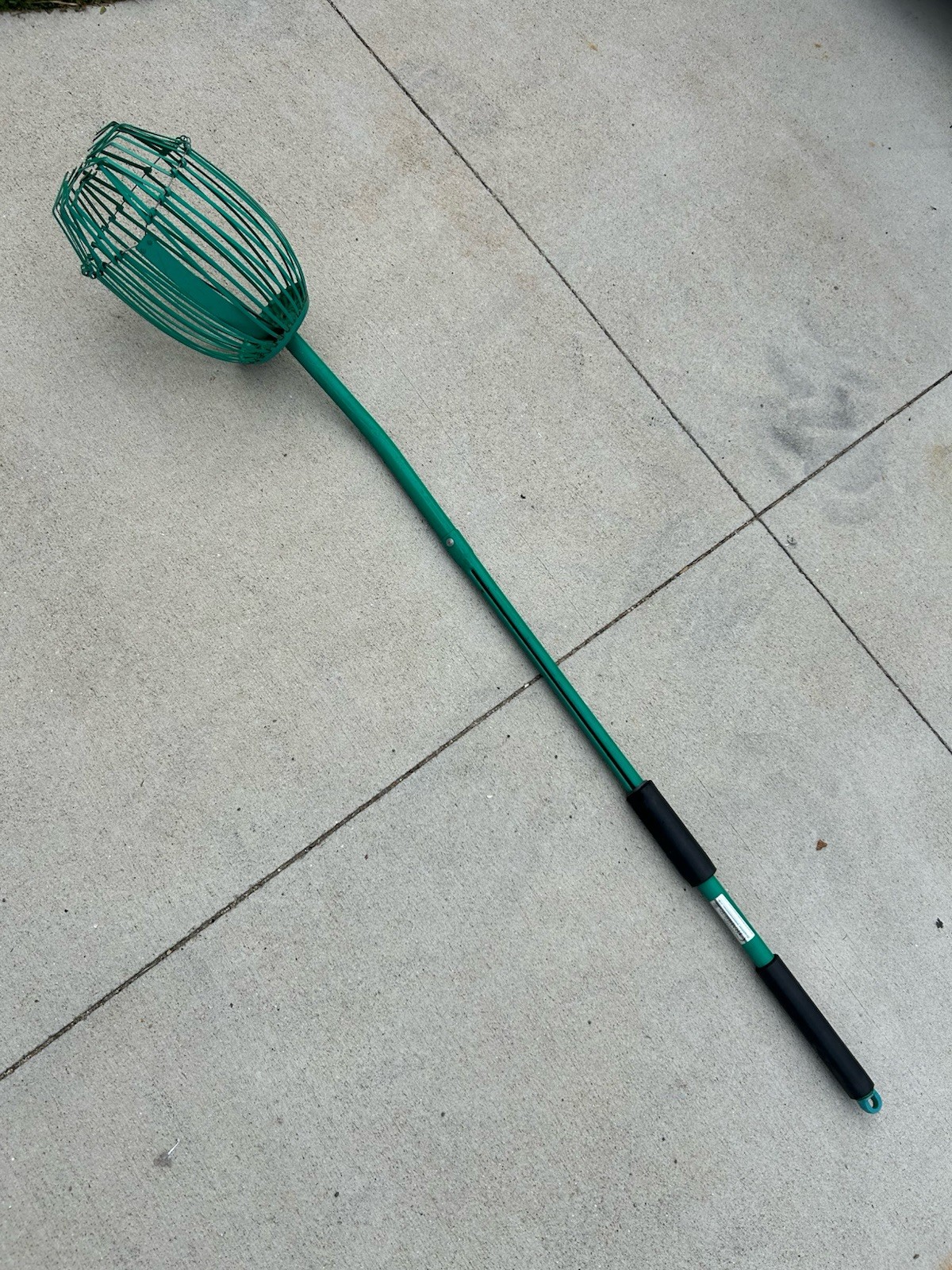 EUC Ergonomic Garden Grabber Expanding METAL Basket Leaf Rake QVC 18" basket