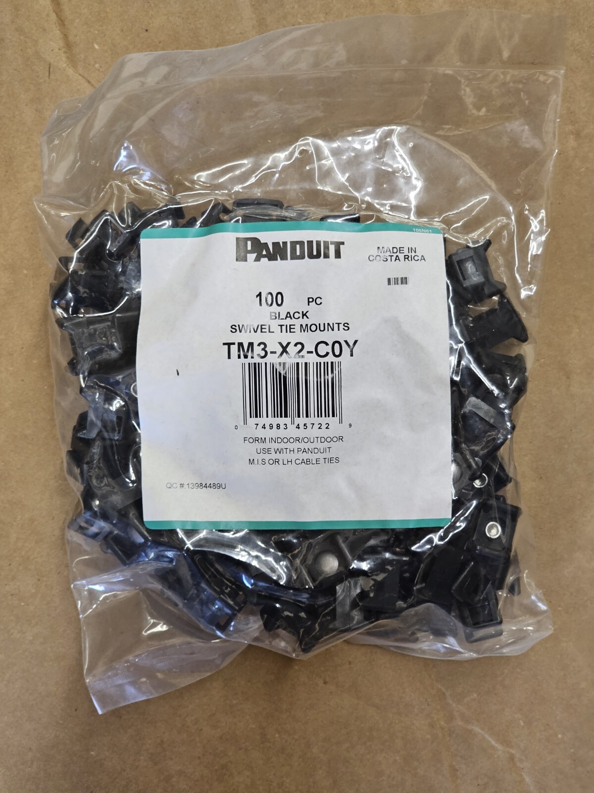 *Lot of 100* Panduit TM3-X2-C0Y Black Swivel Tie Mount In/OutDoor Use