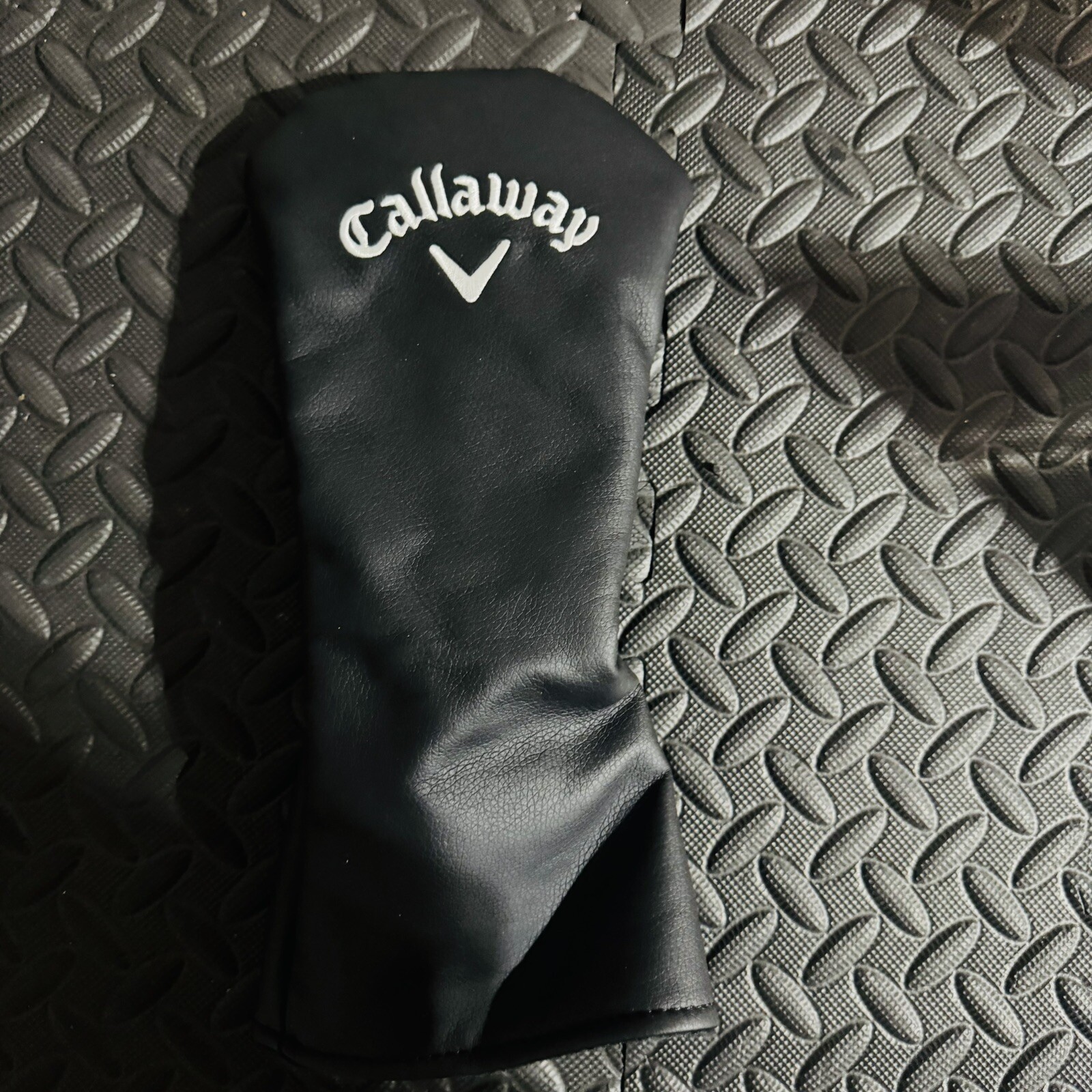 NEW Callaway Universal Fit Generic Driver Head Cover Black White