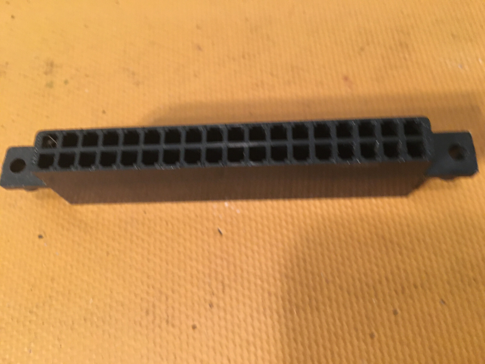 King Bendix 36 pin Dual Edge Install Connector, Black, New