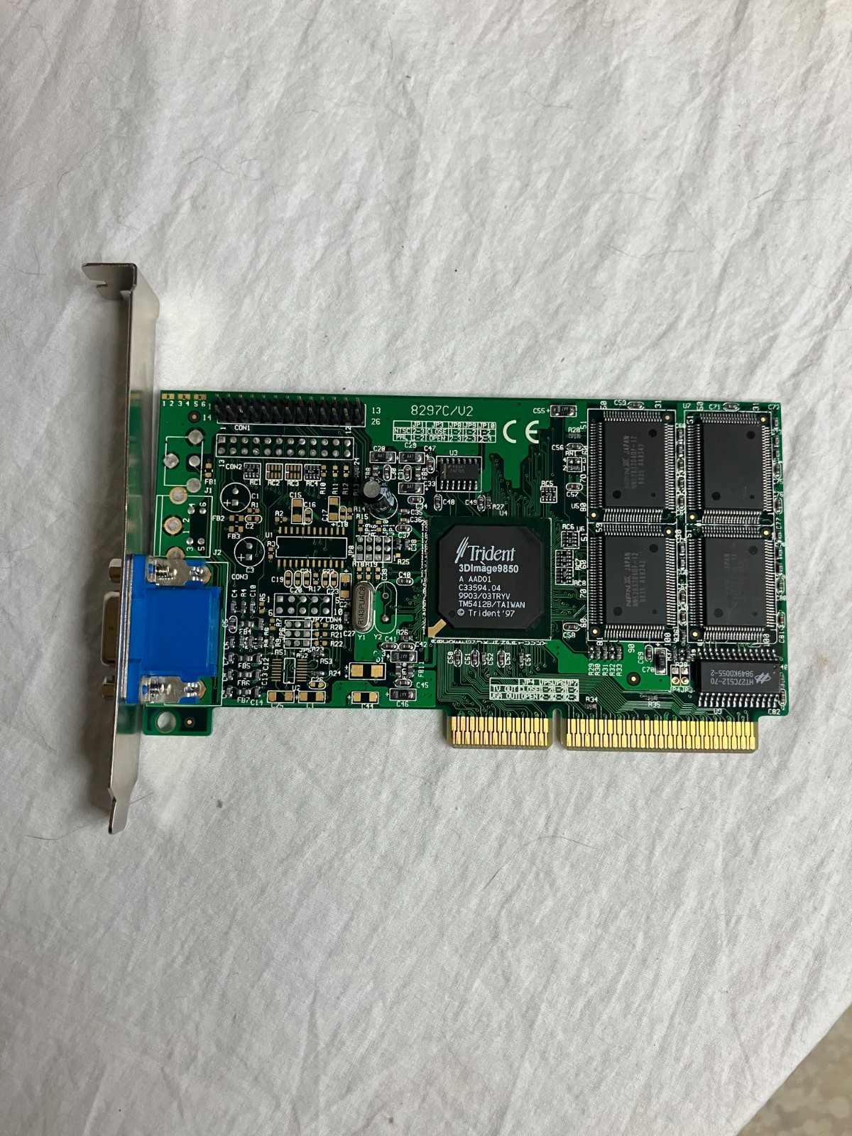 Trident/Video Accelerator/3D Image 9850/4MB/AGP/Video Card/97AGP-3D/8297C/V2/VGA