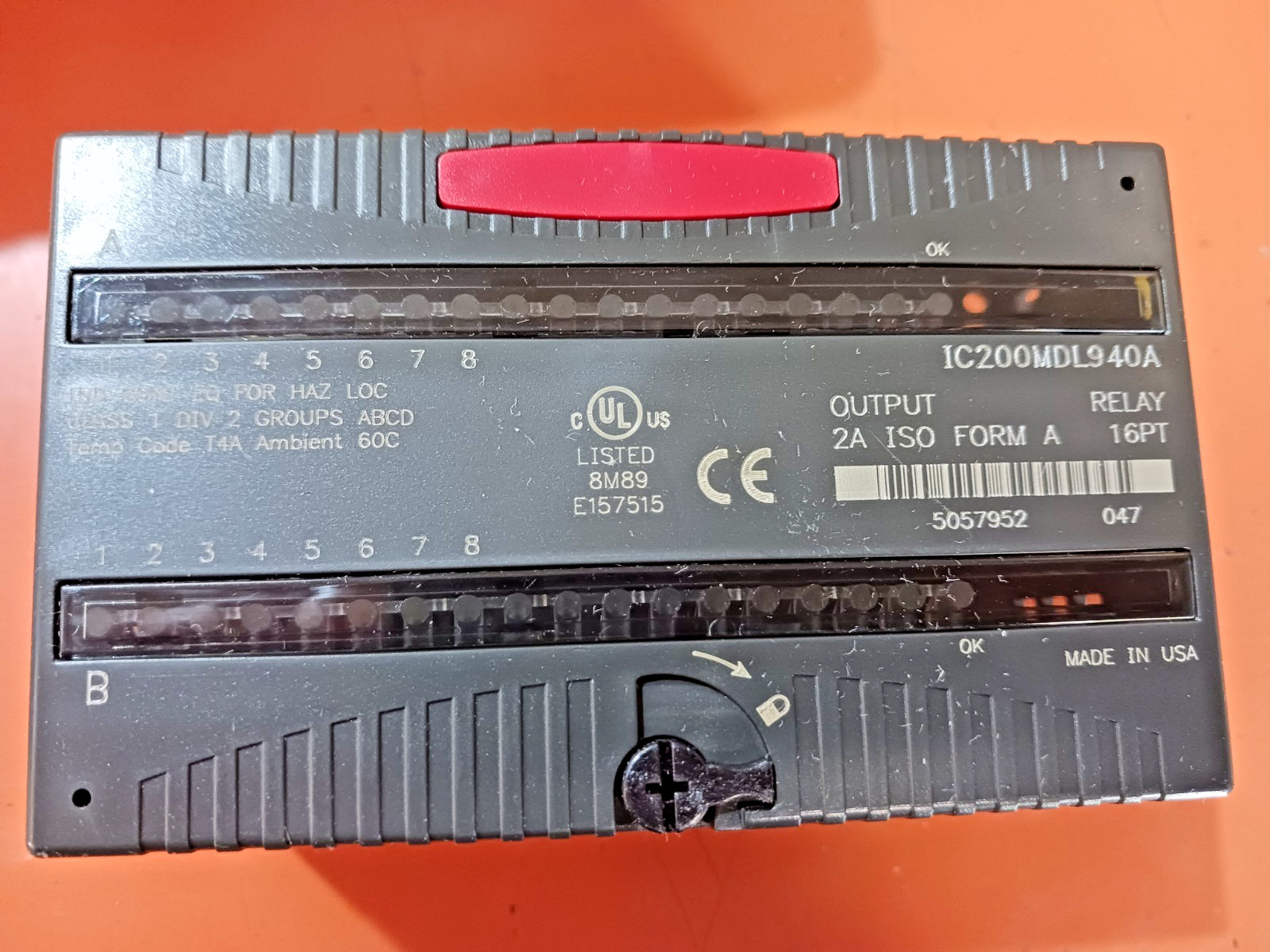 GE FANUC IC200MDL940A OUTPUT RELAY MODULE