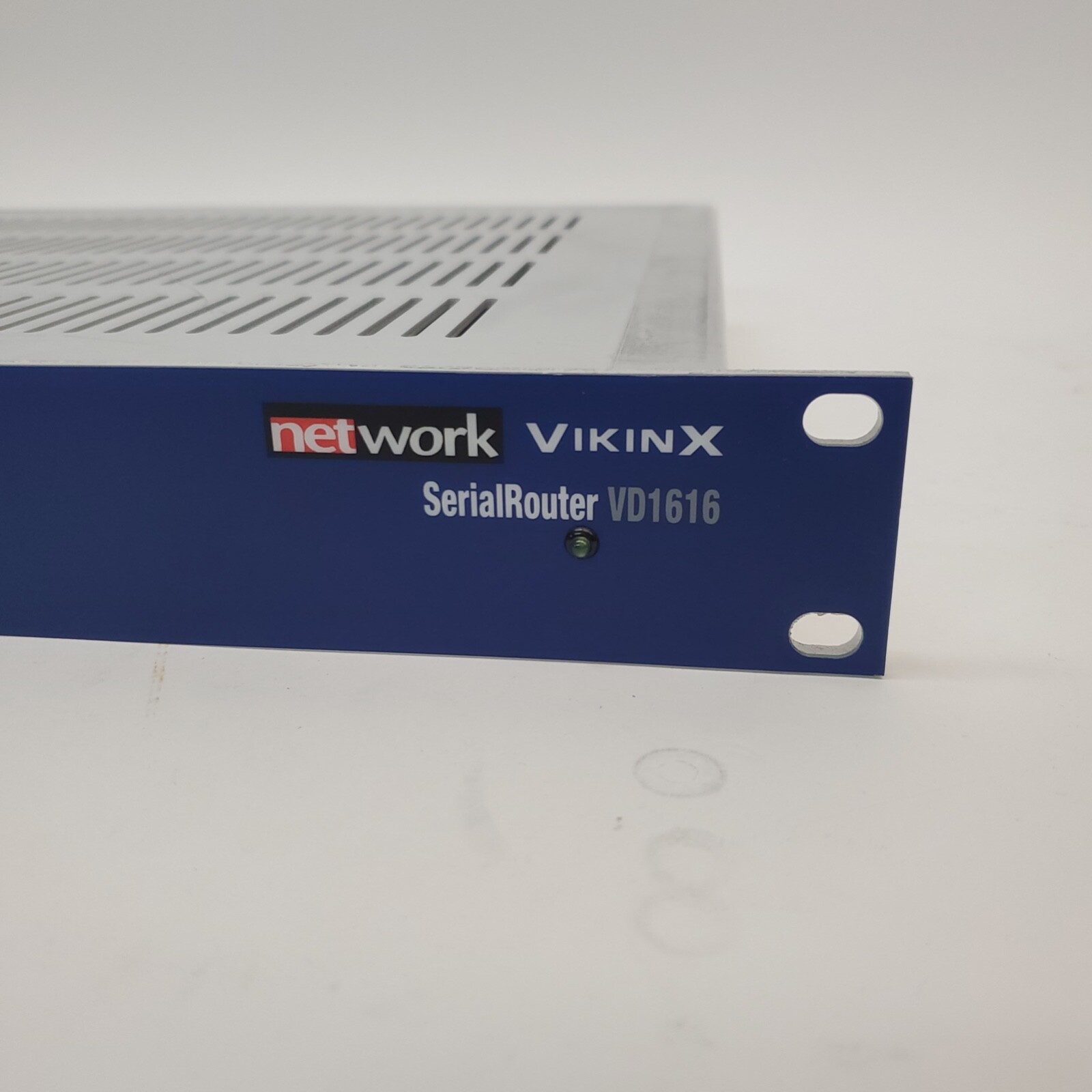 Network VikinX VD1616 Serial Digital Video Router NO PSU