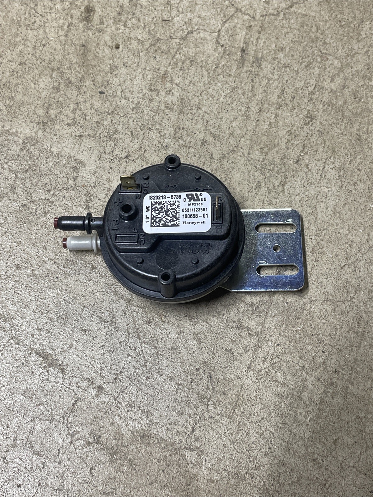 Pressure Switch Honeywell IS20218-5738 100658-01 1.0” WC - 30 Day Return ✅