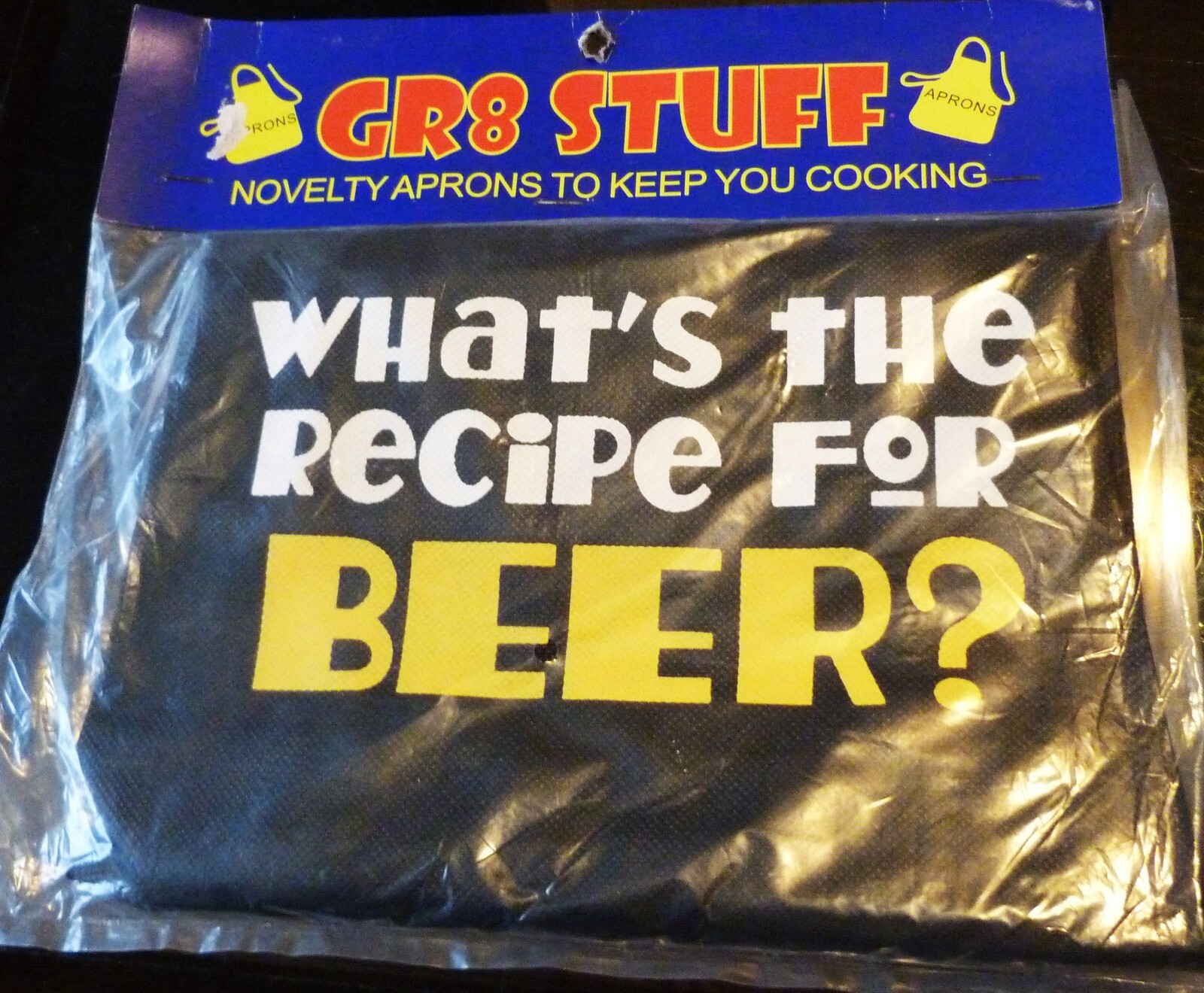 GR8 STUFF NOVELTY APRON "WHAT'S THE RECIPE FOR BEER ?" POLYESTER 28" X 21.5" NEW