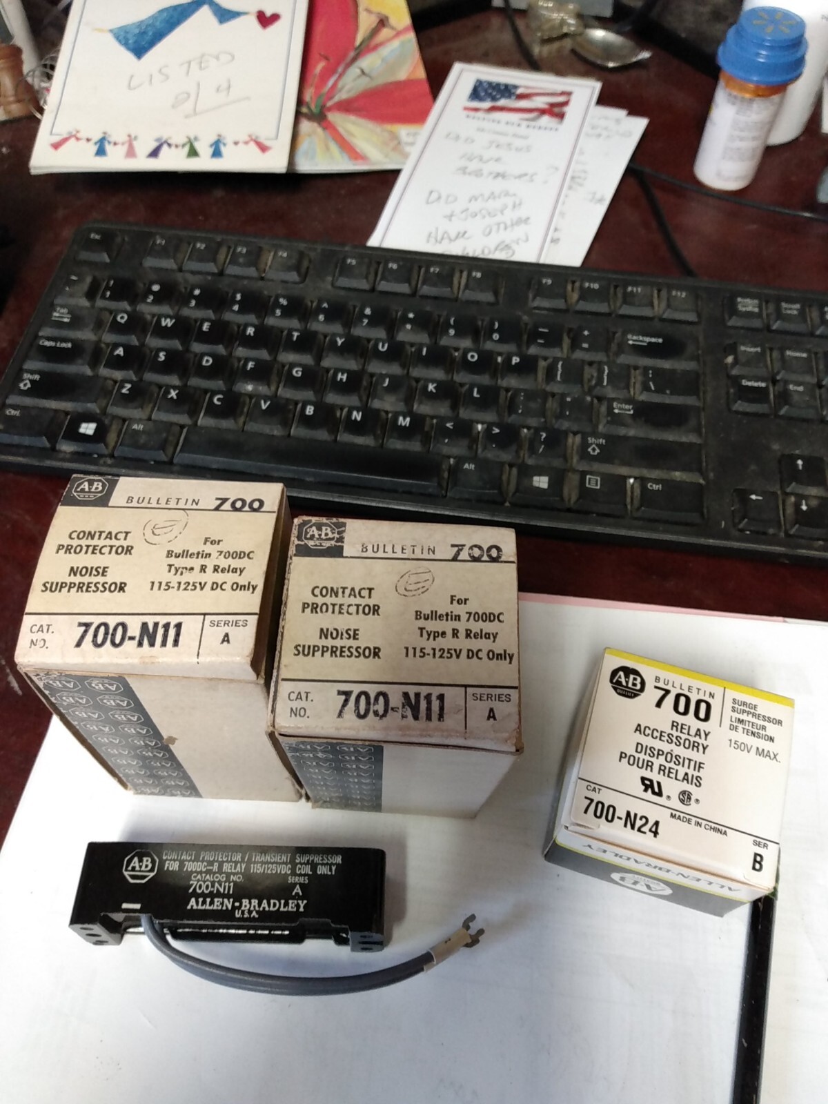 Lot Of 3 Allen Bradley 700-N11 Surge Suppressor & 1 700-N24 New