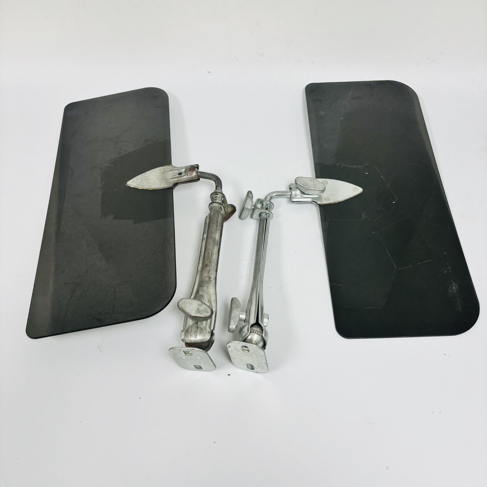 101-530902-1 /  50-534495-3 | BEECHCRAFT KING AIR C90: SUN VISOR set with ARMS