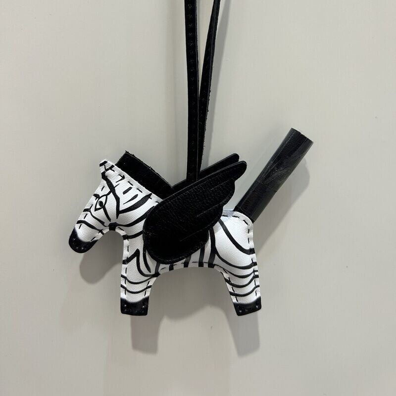 Real Leather Horse Zebra Car Key Chain Key Ring Pendant Bag Charm Accessories
