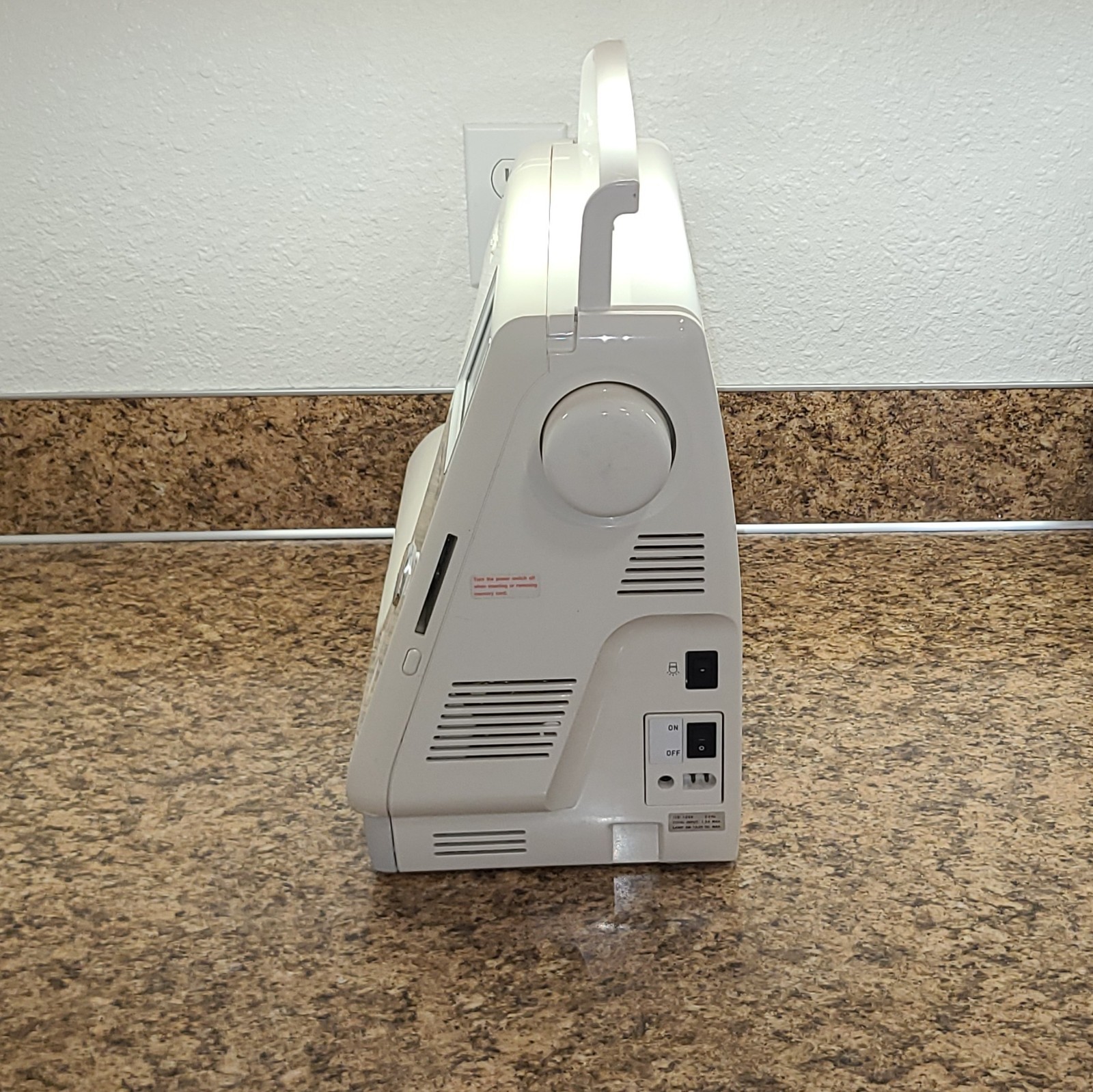 Janome Memory Craft 9000 Computerized Sewing Machine