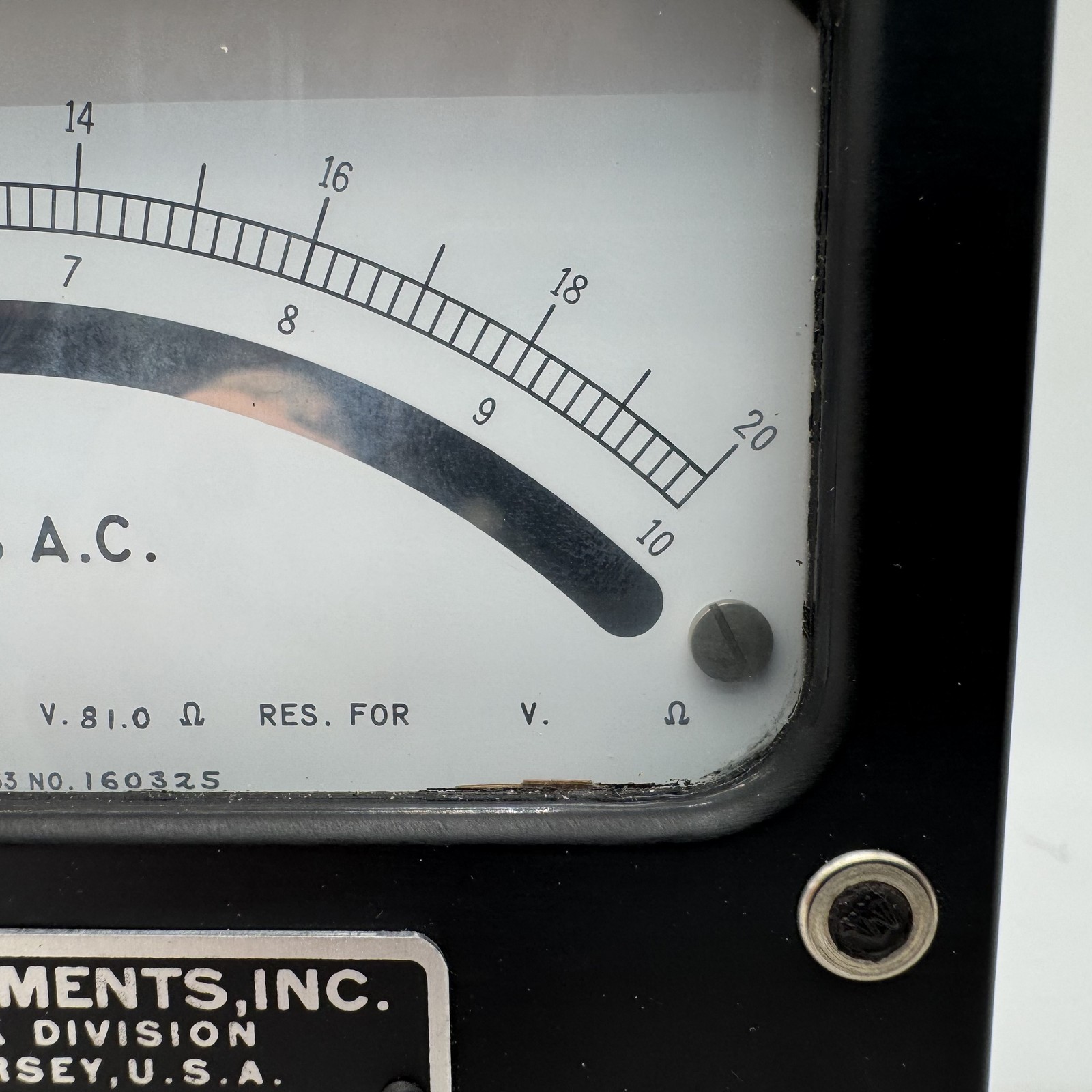 Vintage Weston Instruments Model 433 AC Voltmeter 0-20V Analog Test Meter