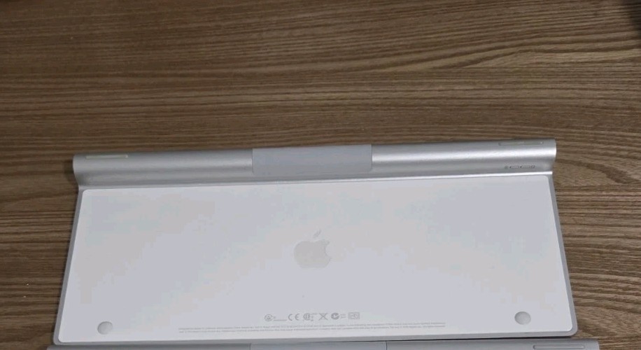 Apple Wireless Keyboard