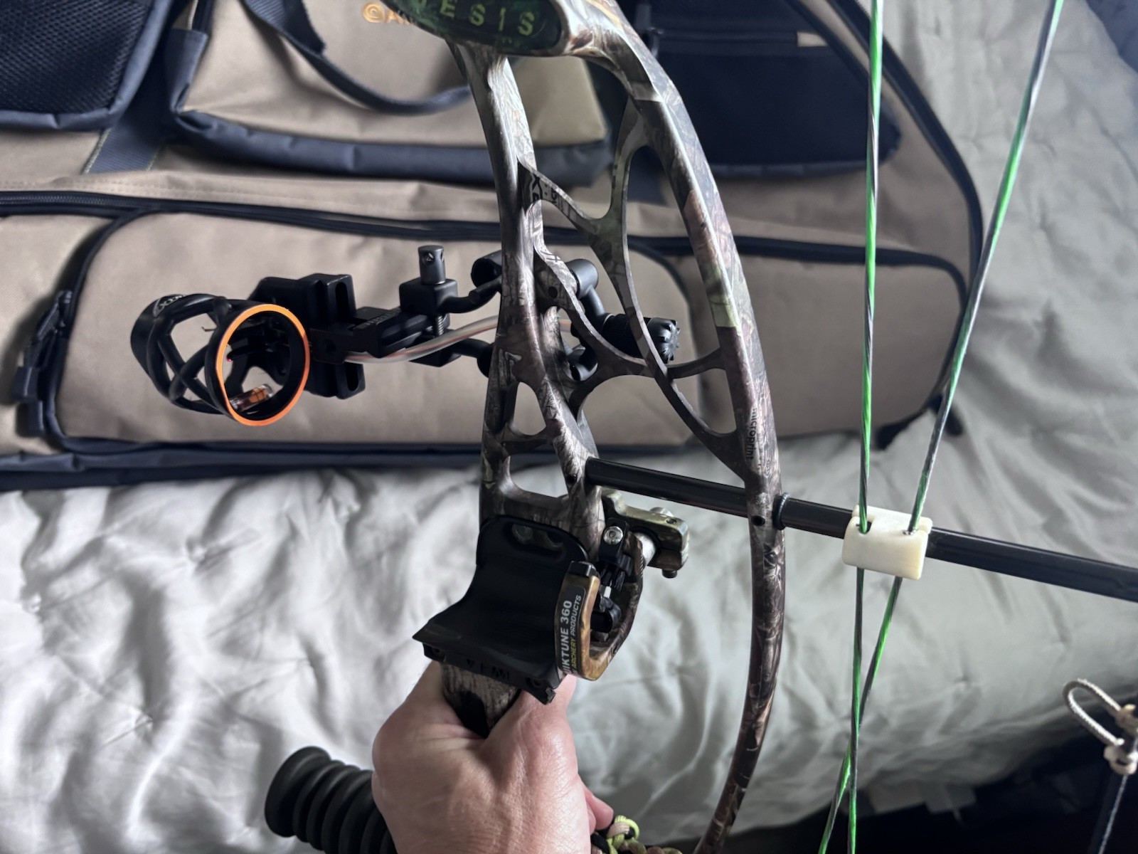Rytera (Martin) Alien Nemesis Compound Bow