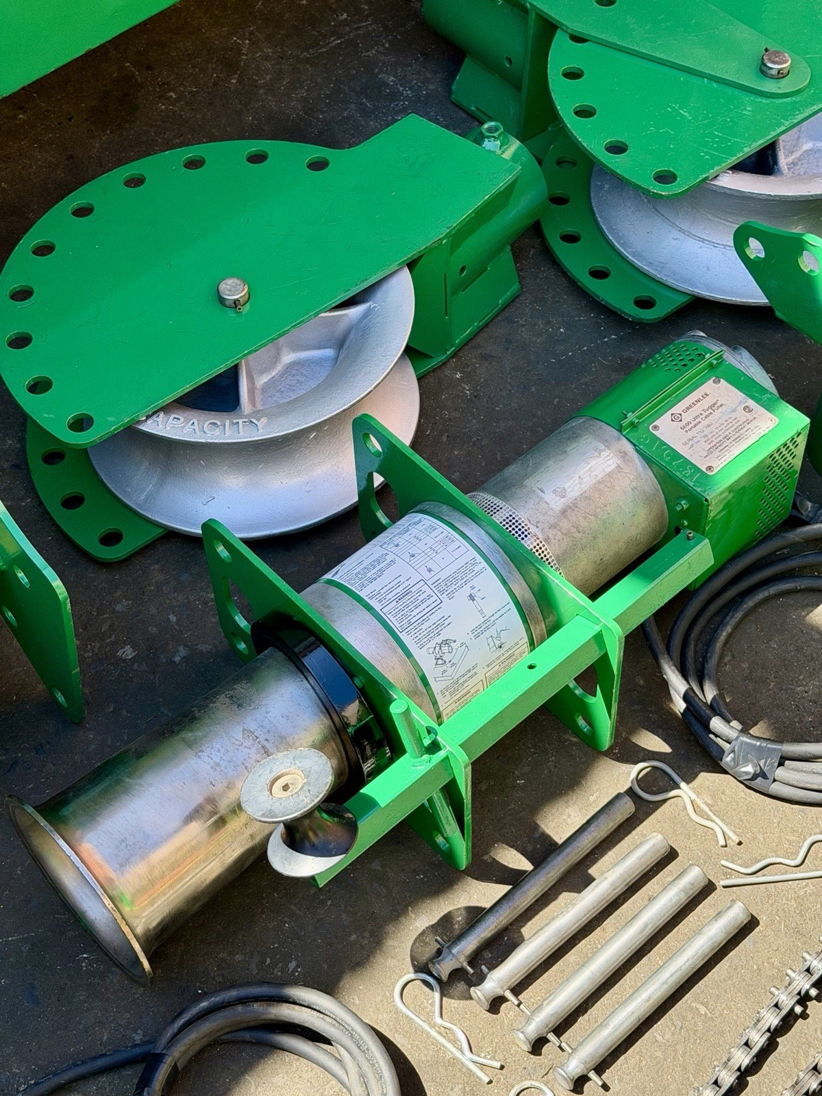 Greenlee 6805 6800 Ultra Cable Tugger Wire Puller Set 8000 Lb. Complete Tested!!
