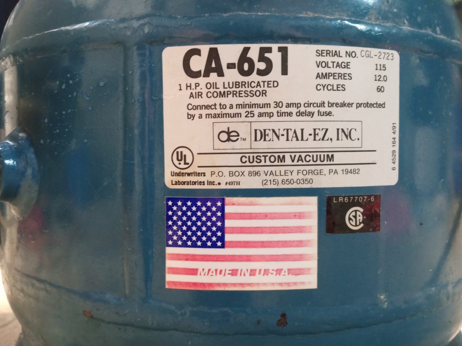 DENTAL AIR COMPRESSOR CA-651 DEN-TAL -USED