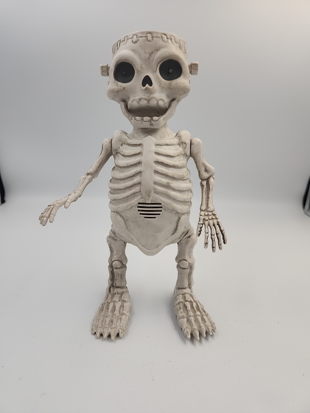 Frankenstein Skeleton By Hyde & Eek Animated  Franky Bonez